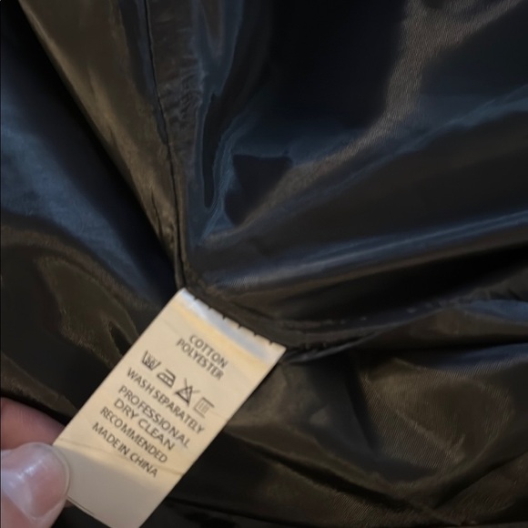 Classic Black Women's Jacket. Size L. - Picture 7 of 7